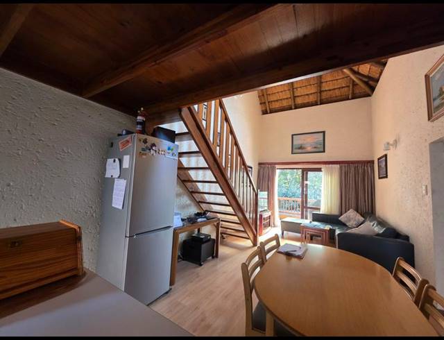 2 BEDROOM APARTMENT FOR SALE IN SUNNINGHILL